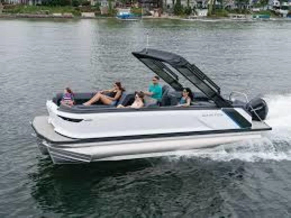 2025 Manitou Cruise 24 Navigator