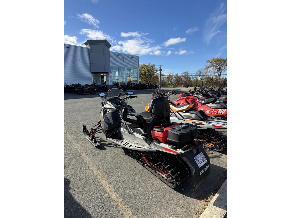 2023 Ski-doo Renegade Xrs 850 Etec