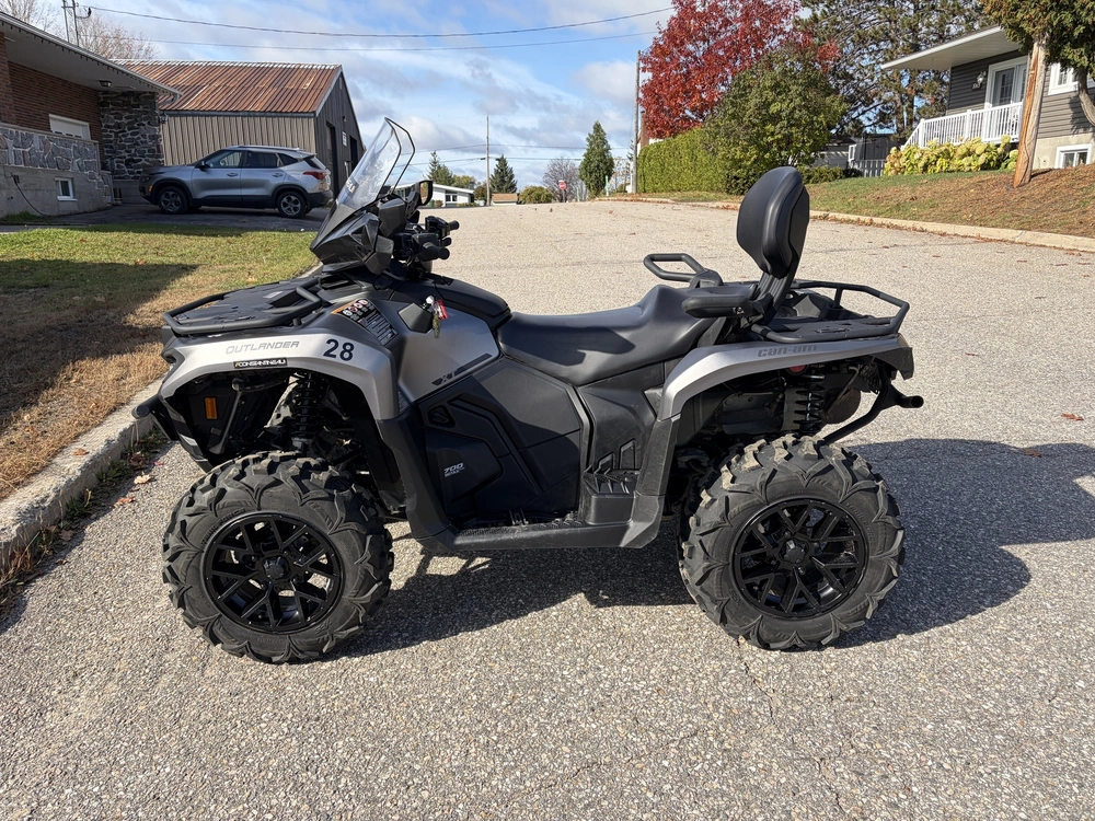 2026 Can-am Outlander Max Xt 700