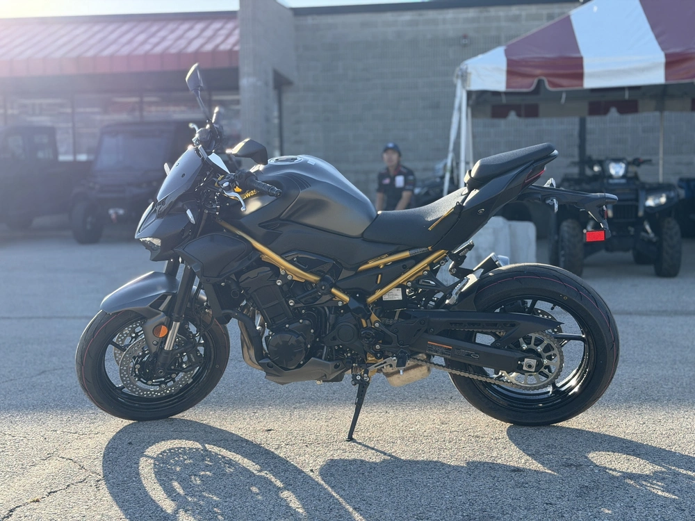 2026 Kawasaki Z900 Abs