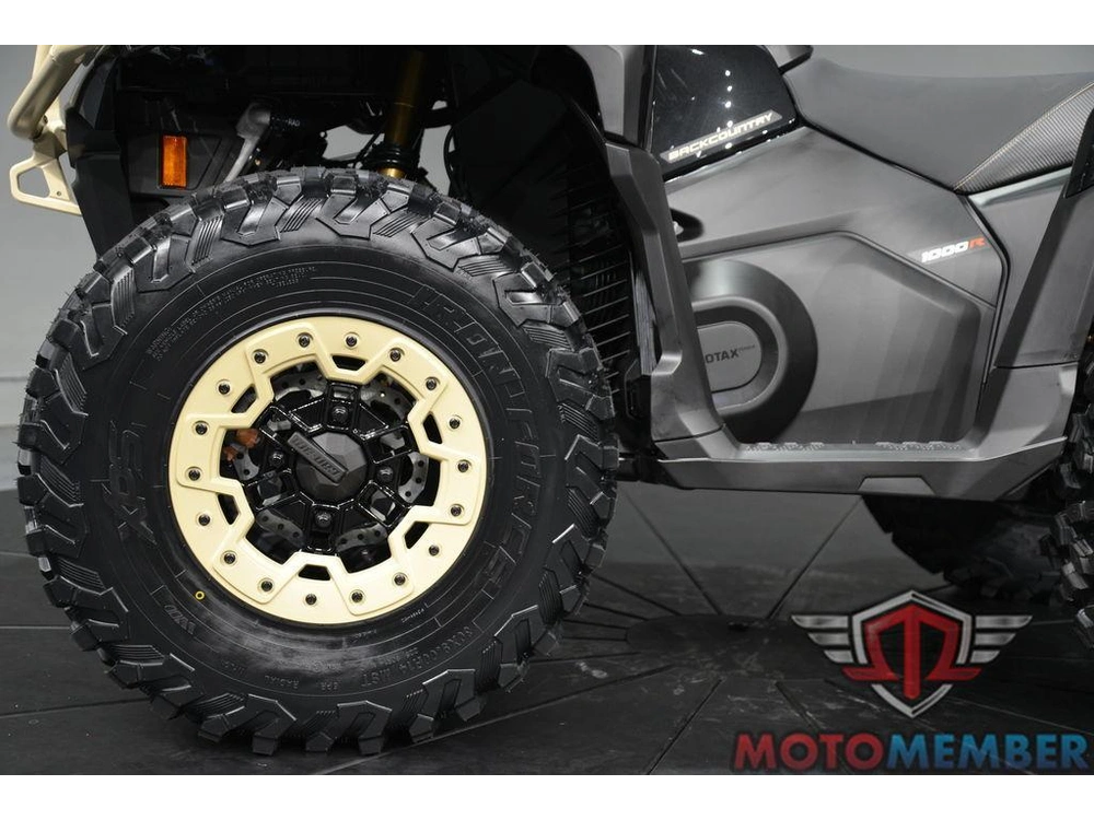 2026 Can-am Outlander Backcountry 1000r Stealth Black