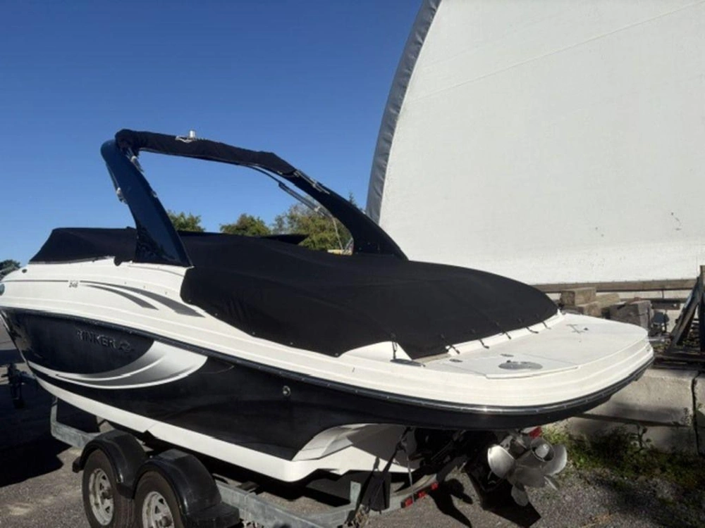 2013 Rinker Boat Co 246 Cc