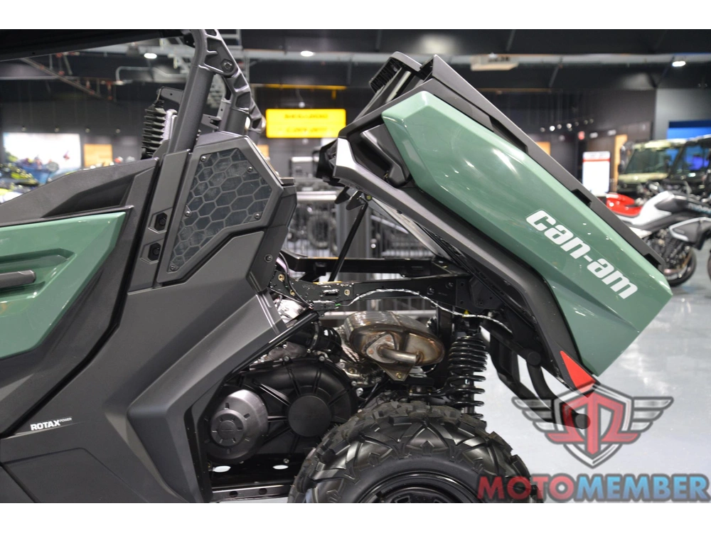 2026 Can-am Commander Dps 700