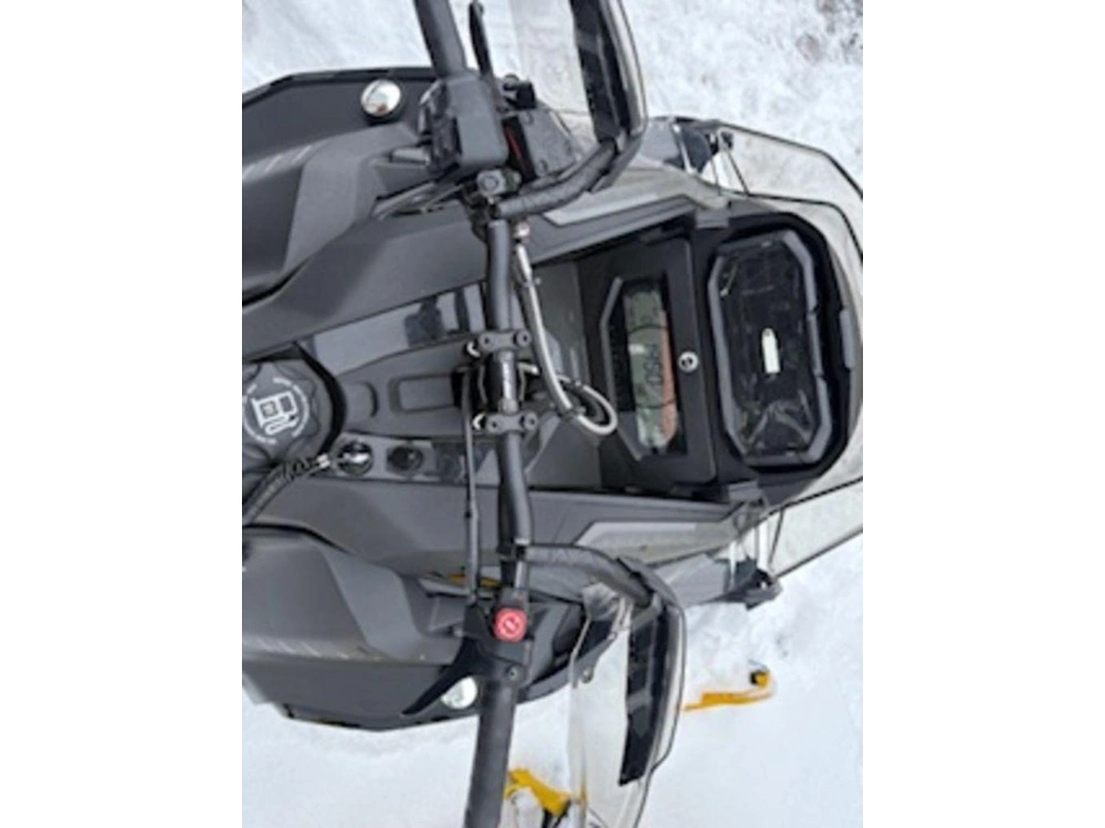 2025 Ski-doo Mxz® X® 850 E-tec 137 Ripsaw 1.25_7.2 In_black