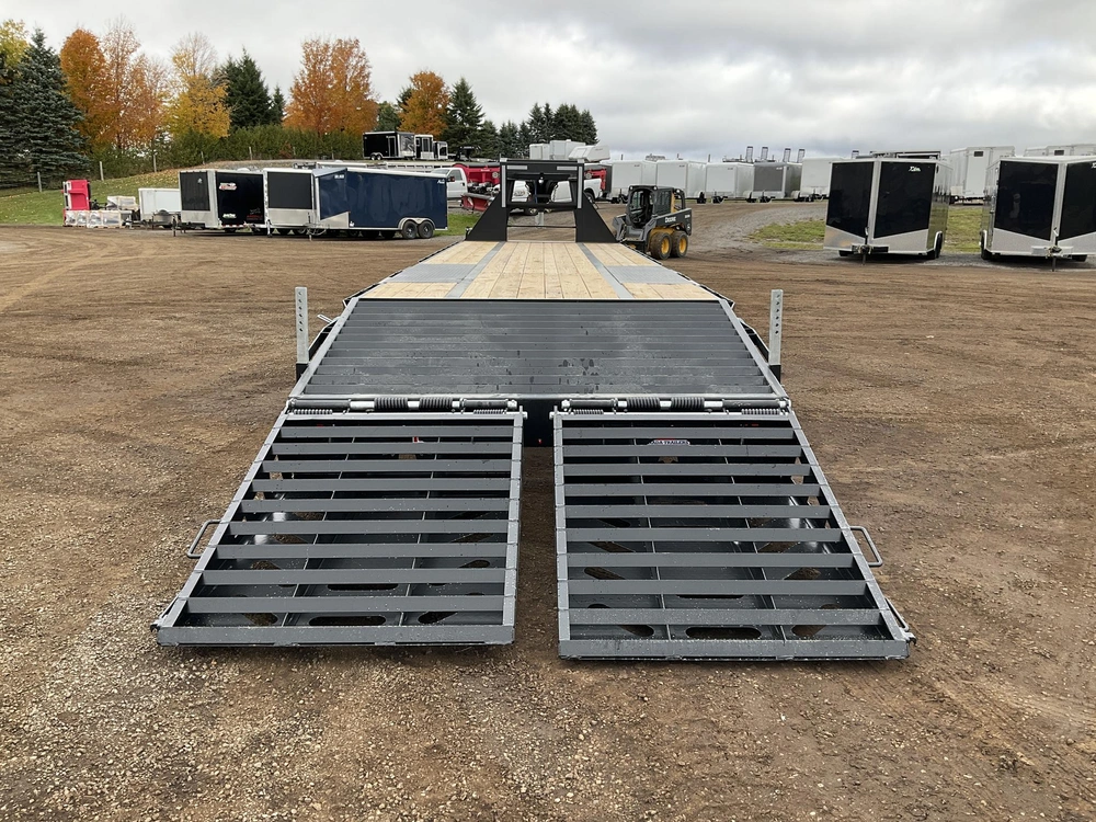 2027 Canada Trailers 8.5x32 15 Ton Deckover Gooseneck Equipment Trailer