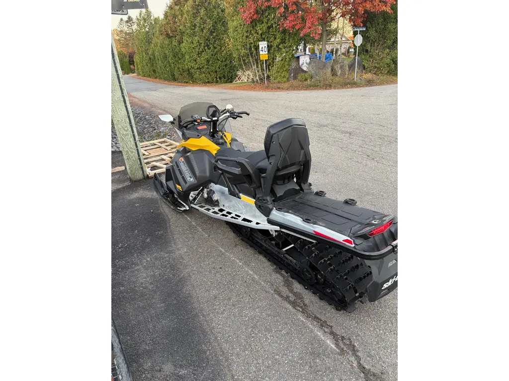 2022 Ski-Doo TUNDRA LE 600 ACE Charger 1.5"