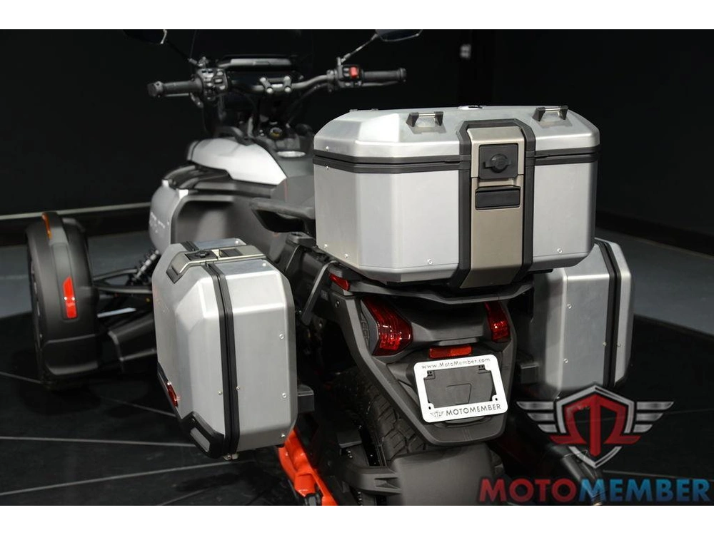 2025 Can-am Canyon Xt