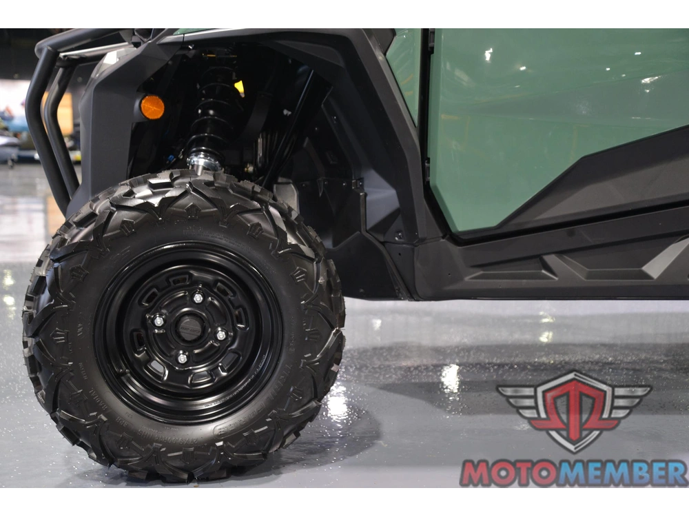 2026 Can-am Commander Dps 700