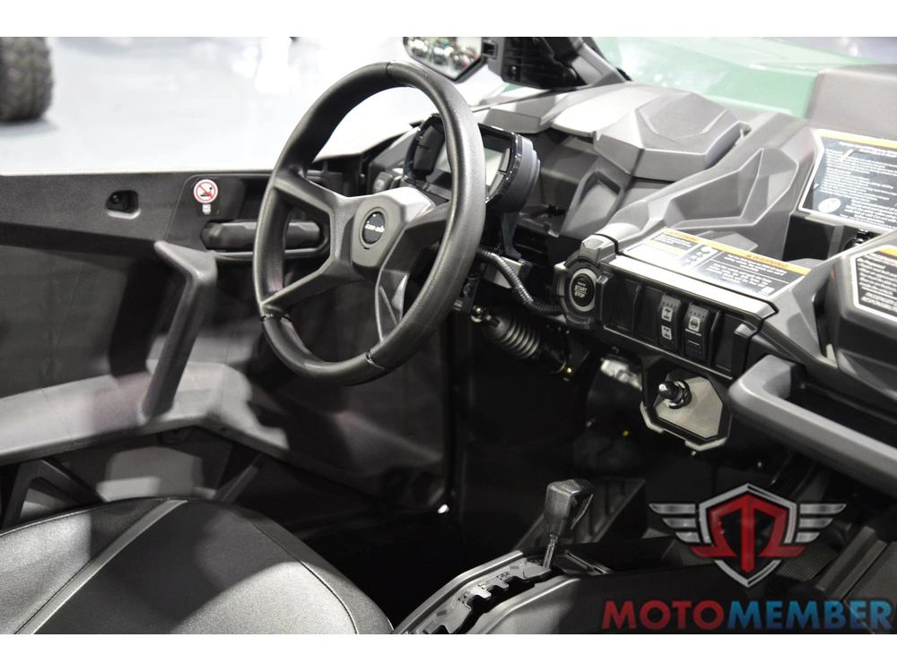 2026 Can-am Commander Dps 700