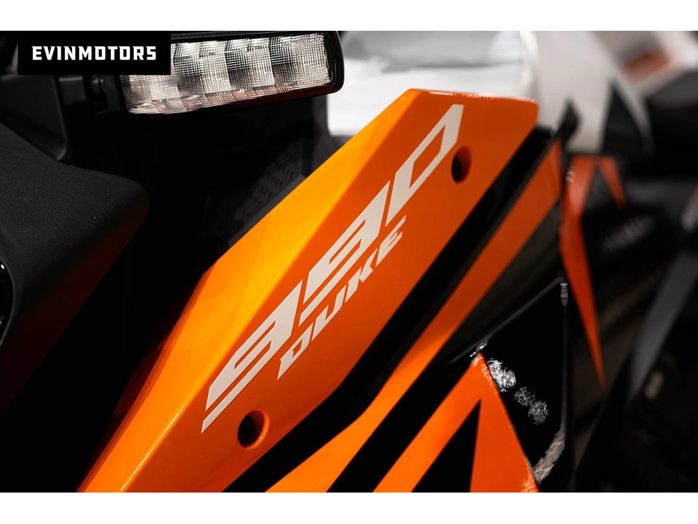 2027 Ktm 990 Duke