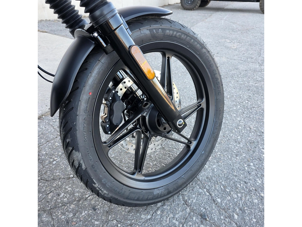 2026 Moto Guzzi V7 Stone