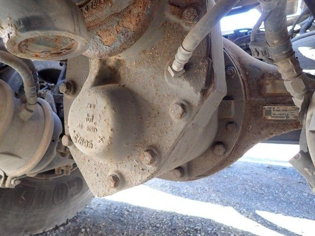 Peterbilt 579 2025