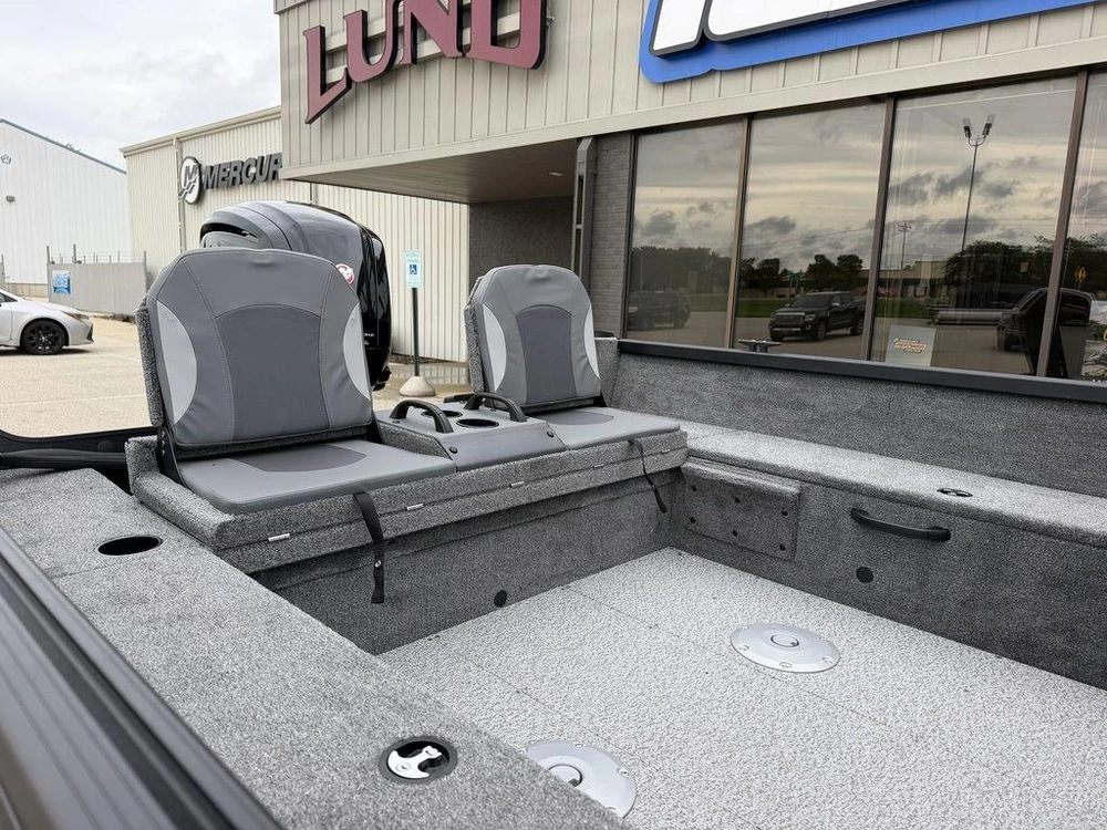 2027 Alumacraft Voyageur 175 Side Console