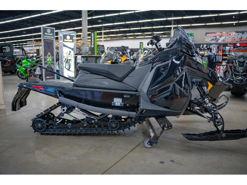 2027 Polaris Prostar S4 Indy Xc