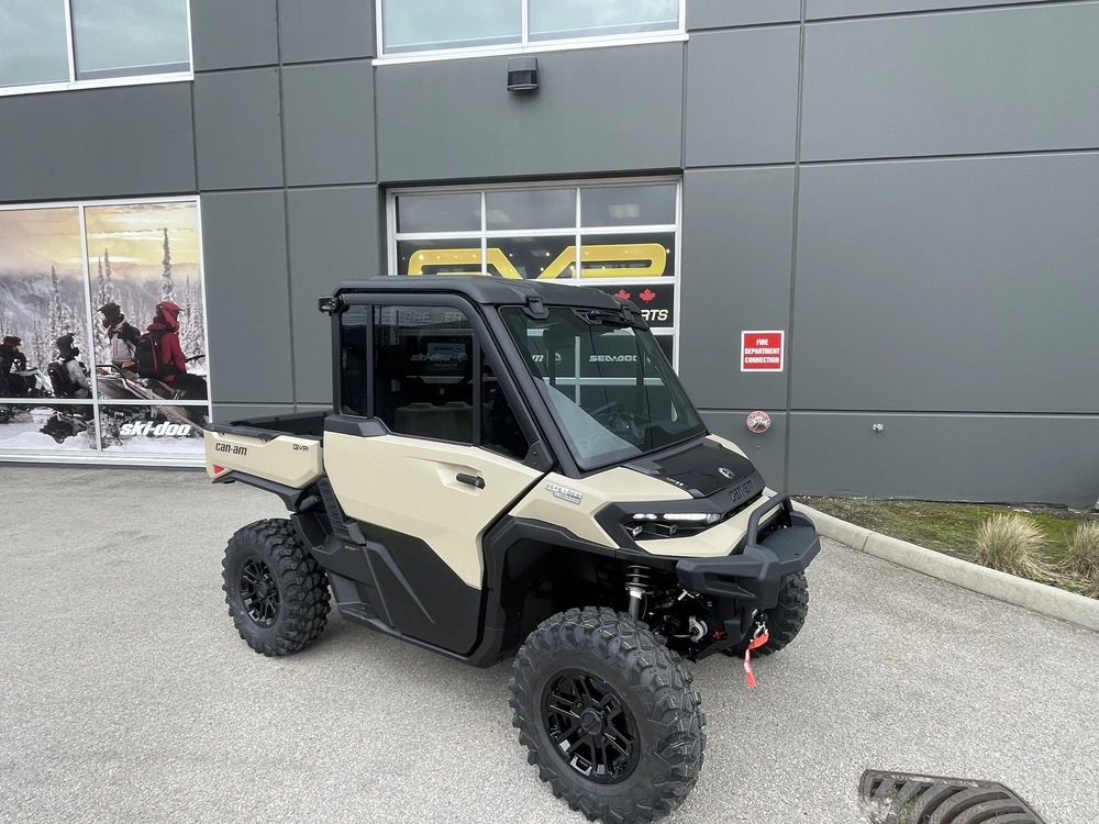 2026 Can-am Defender Limited Cab Hd11