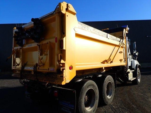 Freightliner 114sd 2015