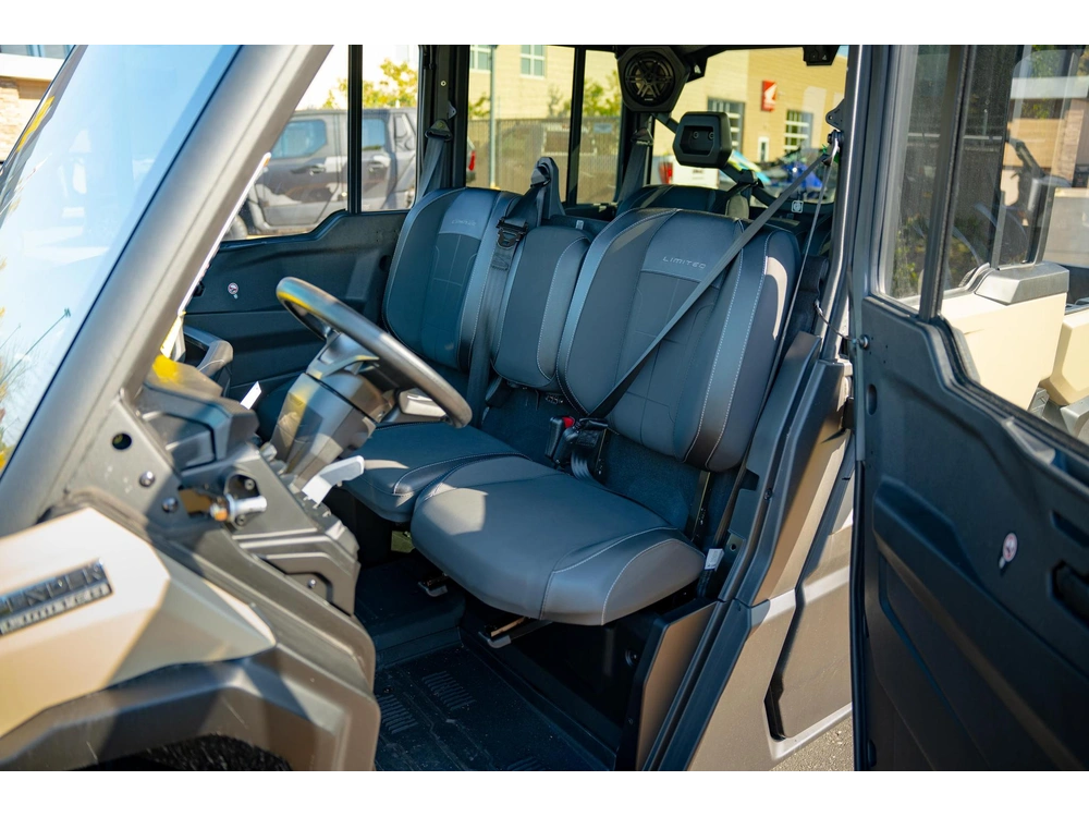 2026 Can-am Defender Max Limited Hd11