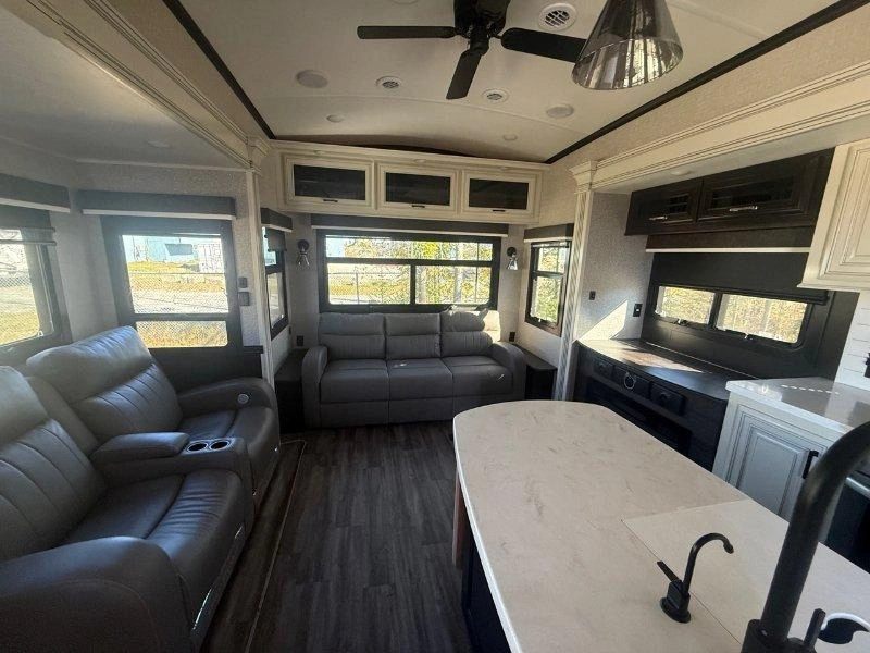 Jayco Pinnacle 32rlts 2023