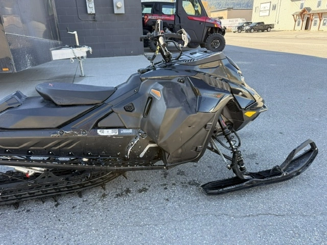 2023 Ski-doo Summit Expert 165