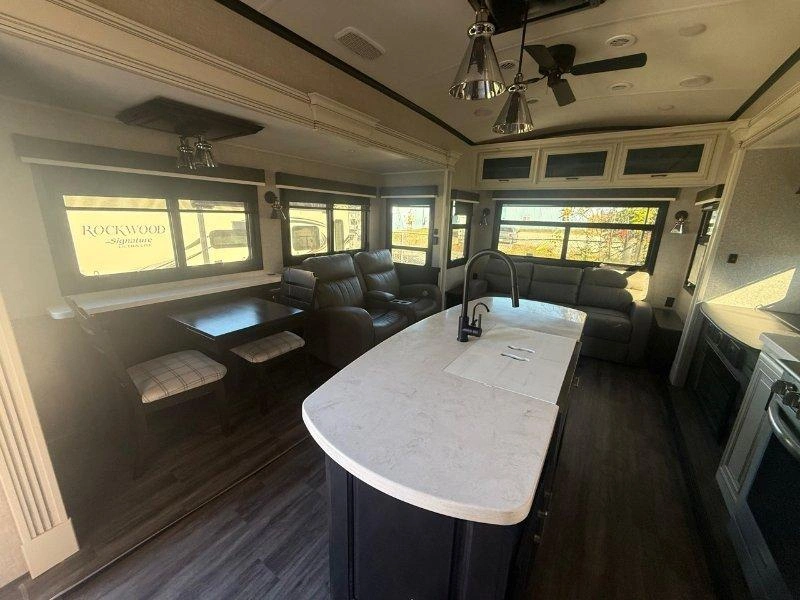 Jayco Pinnacle 32rlts 2023