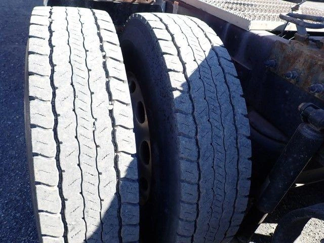 Peterbilt 579 2025