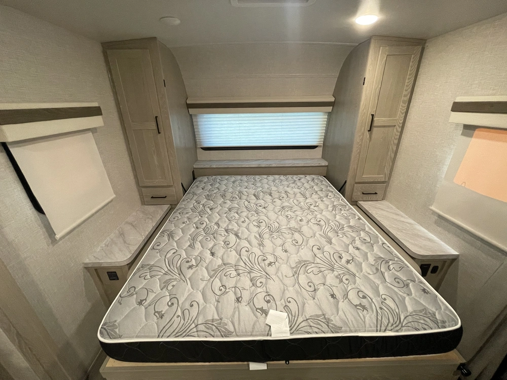 2023 Forest River Rockwood Minilite 2104s