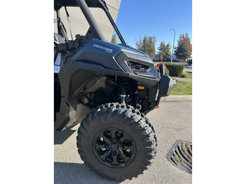 2026 Can-am Defender Xt Hd11