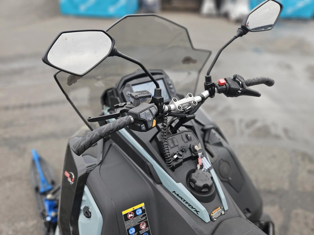 2026 Polaris Prostar S4 Titan Adventure 1.5