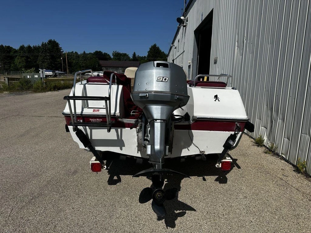 1995 Hurricane Sundeck 176