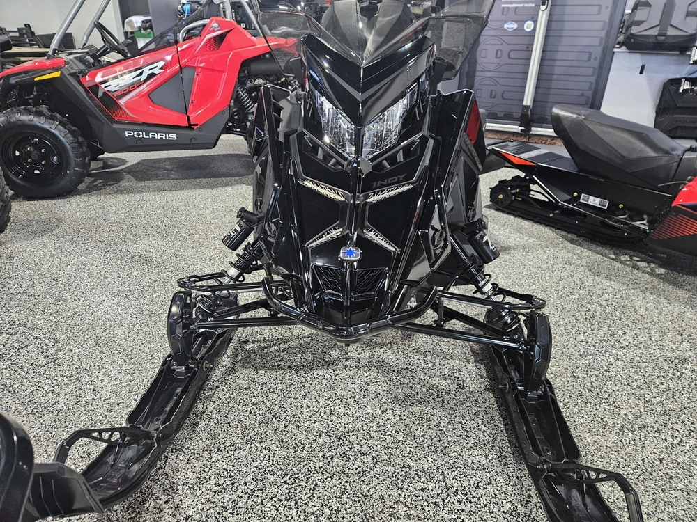2027 Polaris Prostar S4 Indy Aventure 137