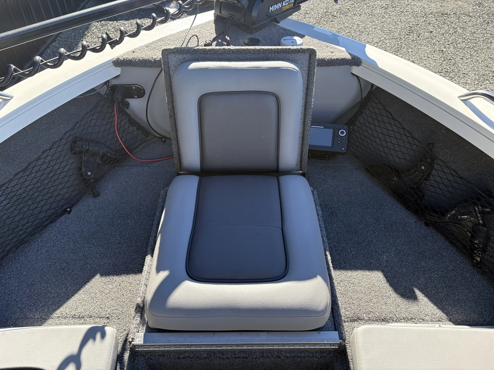 2017 Crestliner Sportfish 1850