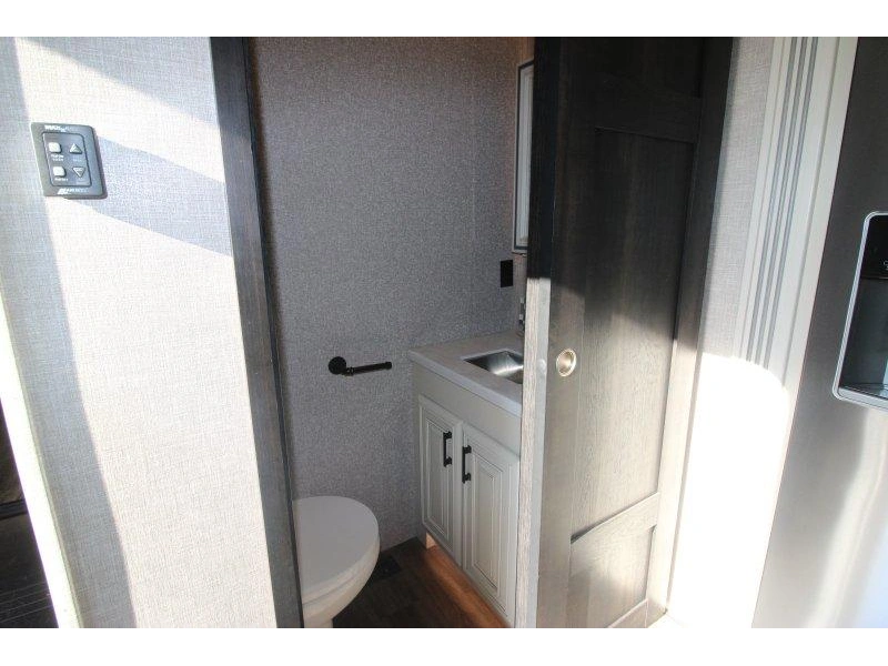 2023 Jayco Pinnacle 38flgs