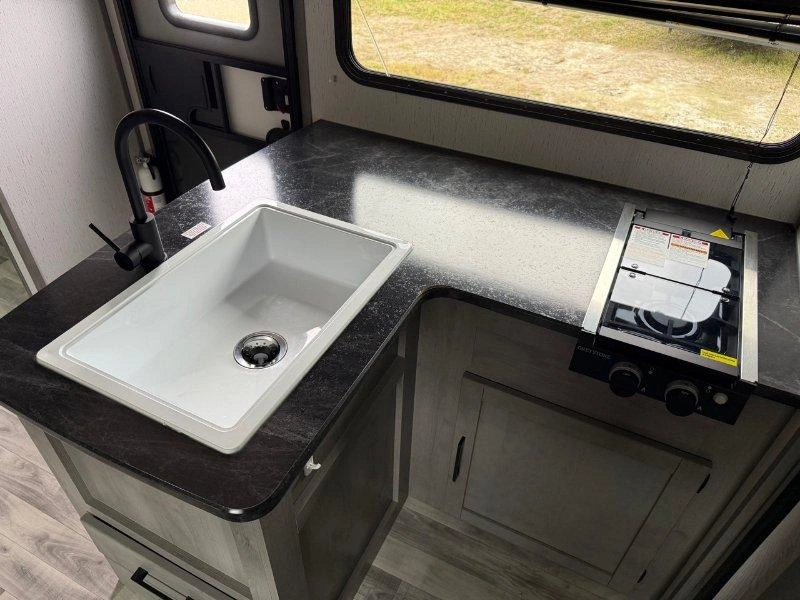 Dutchmen Kodiak 24sbh 2022