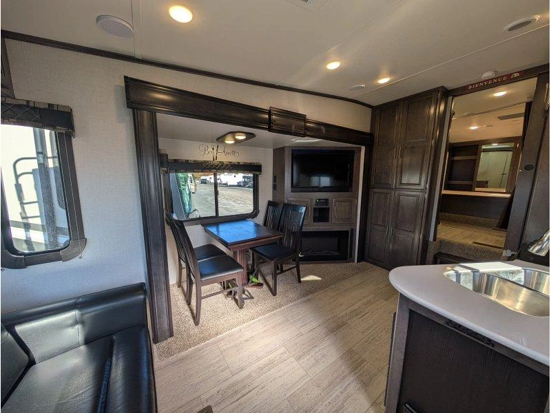 2017 Crossroads Cruiser 25rl