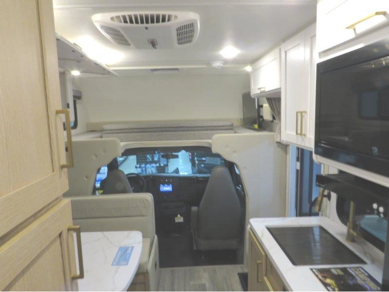 Thor Motor Coach Four Winds 22z.gm 2027