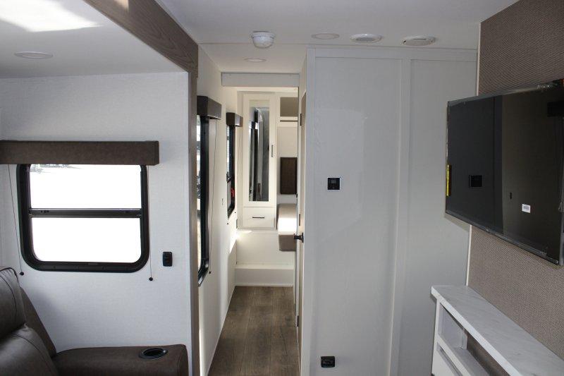 2027 Grand Design Momentum 30MAV