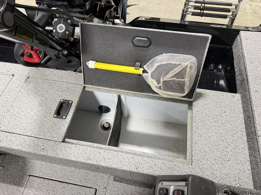 2024 Lund Boat Co 1875 Pro Guide Tiller