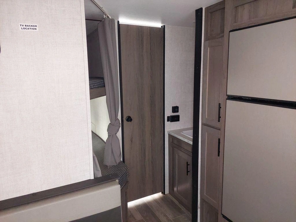 2025 Gulf Stream Conquest 248bh