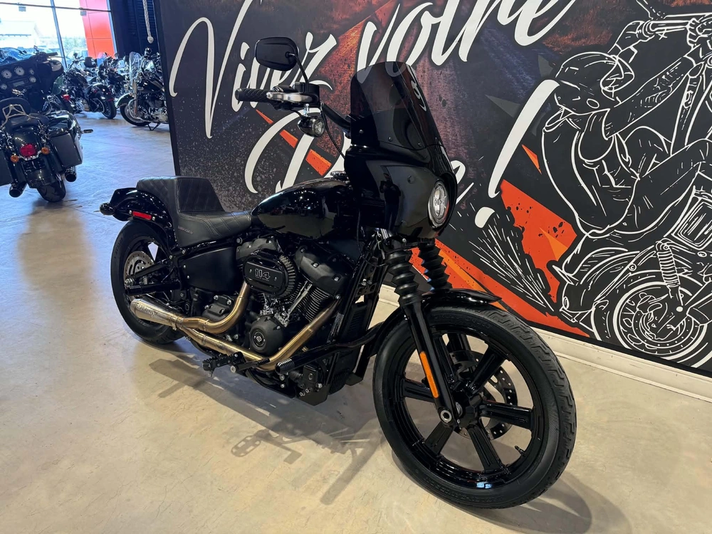 Harley-davidson Softail Street Bob 114 Seulement 1 En Inventaire !! 2023