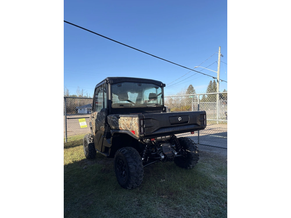 2027 Can-am Def Xtcab Hd10