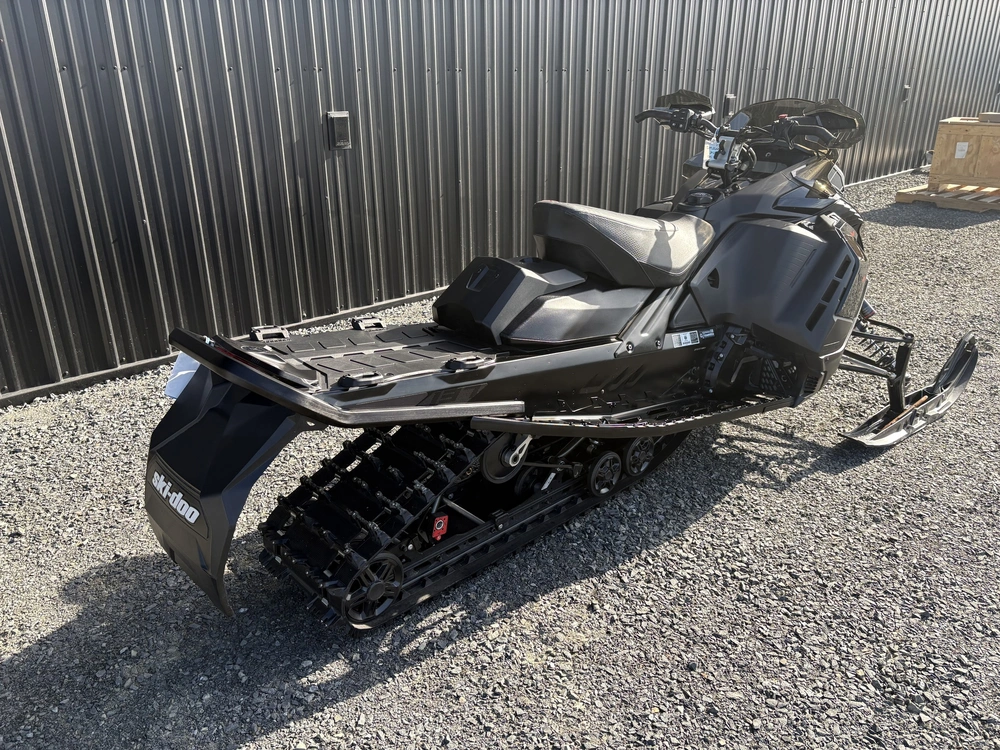 2026 Ski-doo Renegade X-rs 900 Ace Turbo R Ice Ripper Xt 1.5" E.s.