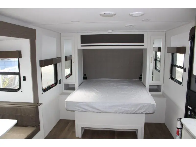Grand Design Transcend 20MKX 2027