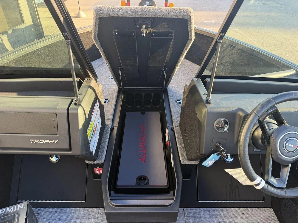 2027 Alumacraft Trophy 205x Sport