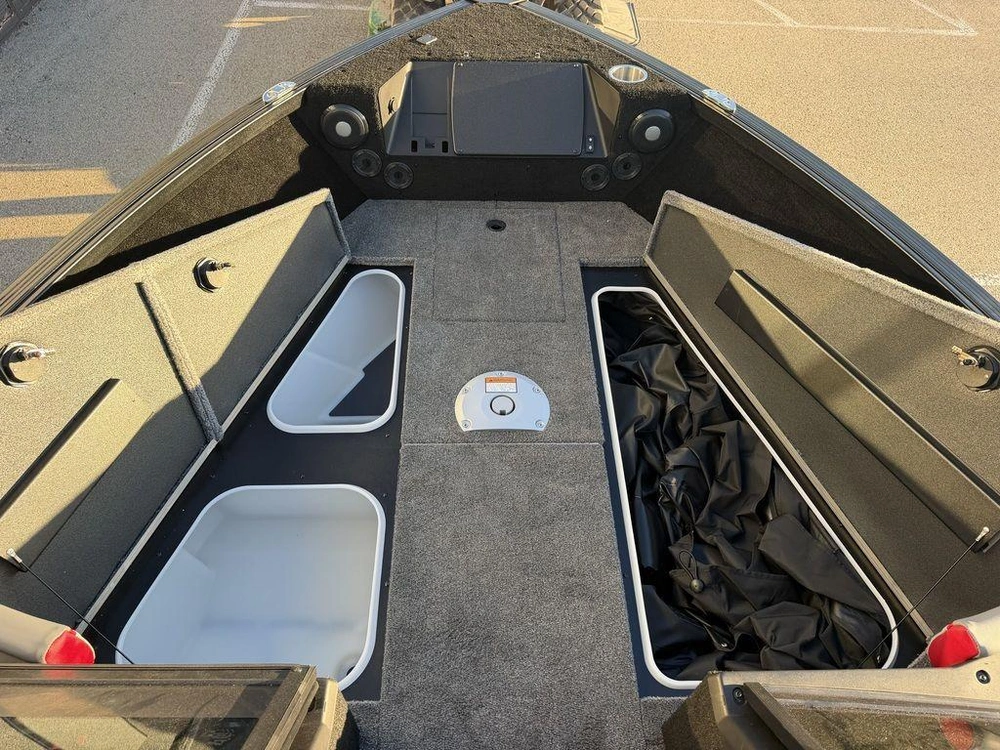 2027 Alumacraft Trophy 205x Sport