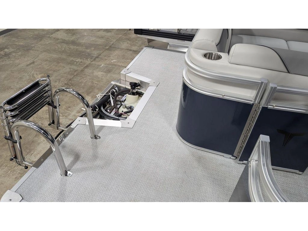 2026 Tahoe Pontoons Sport Cruise 17 Ft