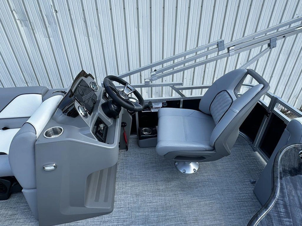 2026 Tahoe Pontoons Sport Cruise 15 Ft