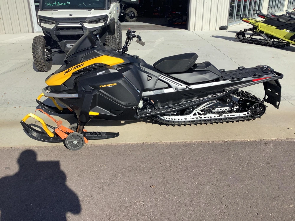 2027 Ski-doo Tundra Sport 600 Efi