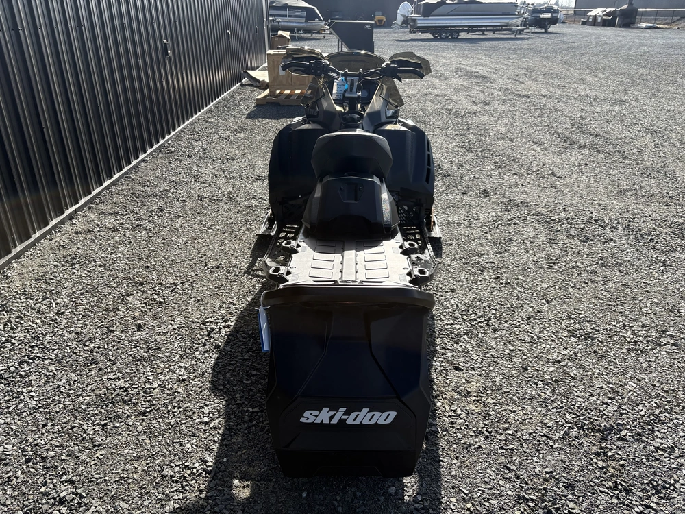 2026 Ski-doo Renegade X-rs 900 Ace Turbo R Ice Ripper Xt 1.5" E.s.