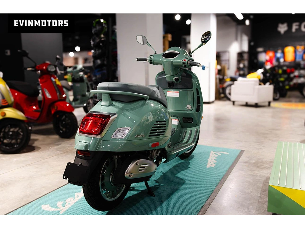 2027 Vespa Gts 310 Livrea 80th