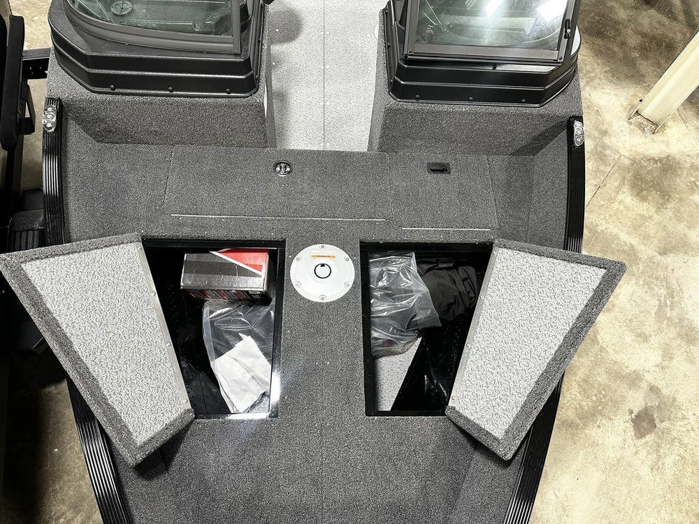 2026 Lund Boat Co 1650 Angler Sport